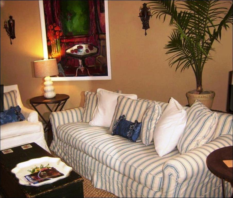 Catalina Park Inn Bed And Breakfast Tucson Room photo